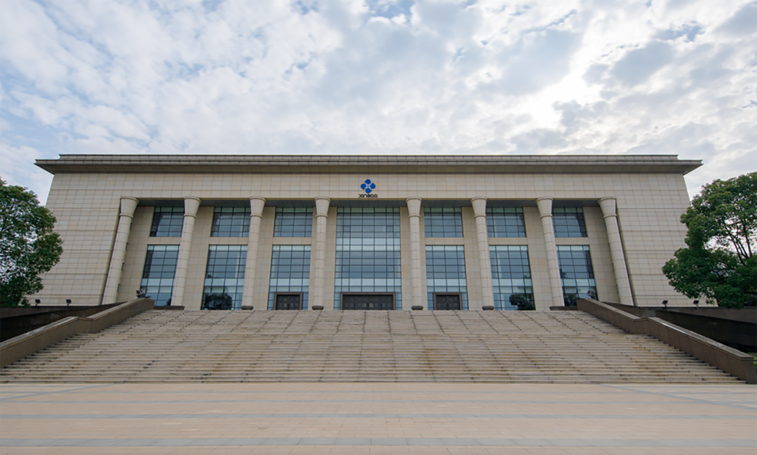 加強(qiáng)與高校、咨詢公司合作，借助外部資源，提升學(xué)員綜合素質(zhì)