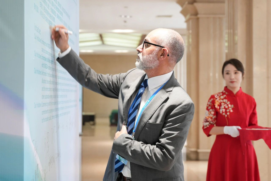 17182706175241147R3G.jpg 4e5932ef509a13e328f423925b651ad3.jpg