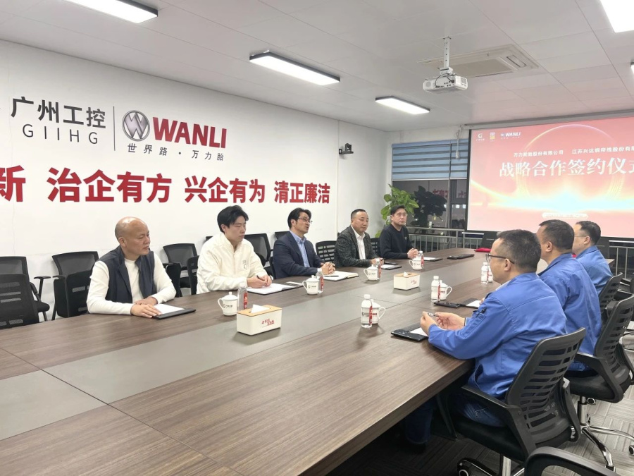 17364107001334173Tb7.jpg a69cf35532952cb1c3e27253446a9187.jpg